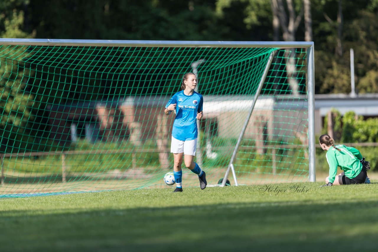 Bild 303 - wCJ VfL Pinneberg - Altona 93 : Ergebnis: 4:2